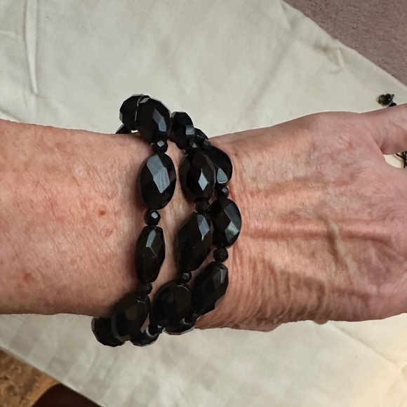 White House Black Market Matching Set - Necklace, 3 stretch bracelets, Earrings - Picture 10 of 12